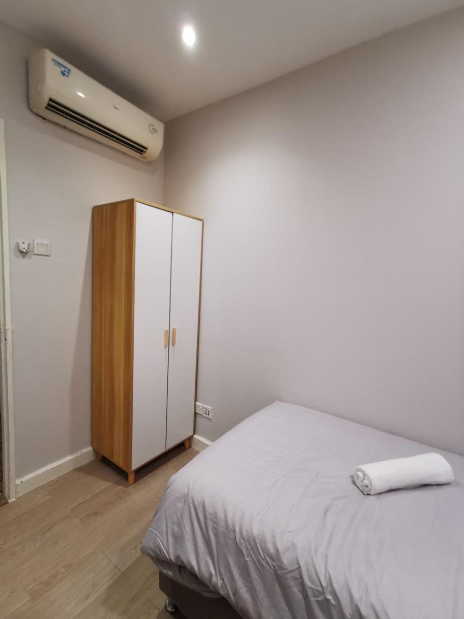 Autumn Guesthouse'S Near Jalan Alor Bukit Bintang Куала-Лумпур Екстер'єр фото